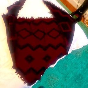 Aritzia Wilfred - Diamond Mosaic Triangle Scarf